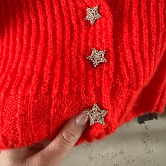 Vicolo Women's Vibrant Red-Orange Cropped Cardigan - Picture 4 of 7